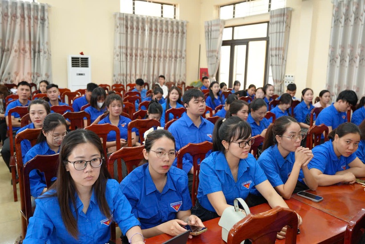 Nâng cao nghiệp vụ công tác đoàn và phong trào thanh niên các xã Thanh Oai, Tam Hưng, Dân Hòa- Ảnh 6.