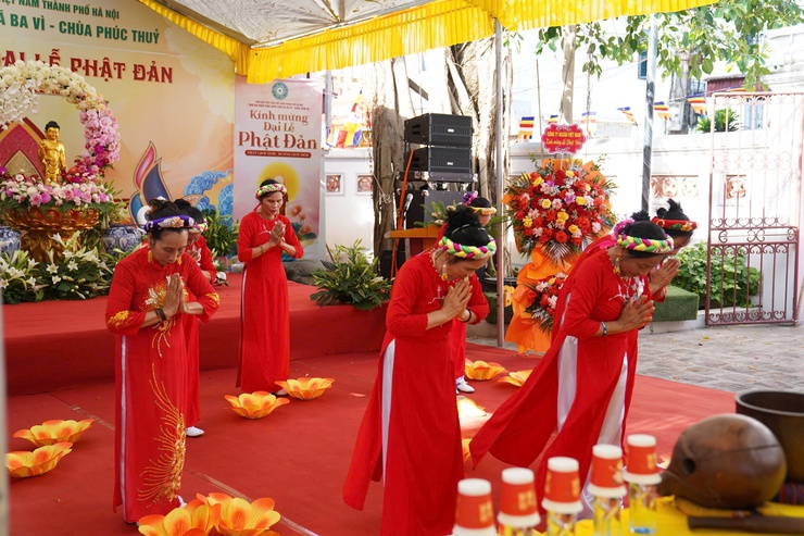 Ban đại diện Phật giáo liên xã Ba Vì phối hợp với Tiểu Ban quản lý di tích chùa Xóm Hạ (Chùa Phúc Thủy), xã Minh Châu thành kính tổ chức Đại lễ Phật đản Phật lịch 2570 - Dương lịch 2026- Ảnh 4.
