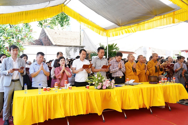 Ban đại diện Phật giáo liên xã Ba Vì phối hợp với Tiểu Ban quản lý di tích chùa Xóm Hạ (Chùa Phúc Thủy), xã Minh Châu thành kính tổ chức Đại lễ Phật đản Phật lịch 2570 - Dương lịch 2026- Ảnh 7.