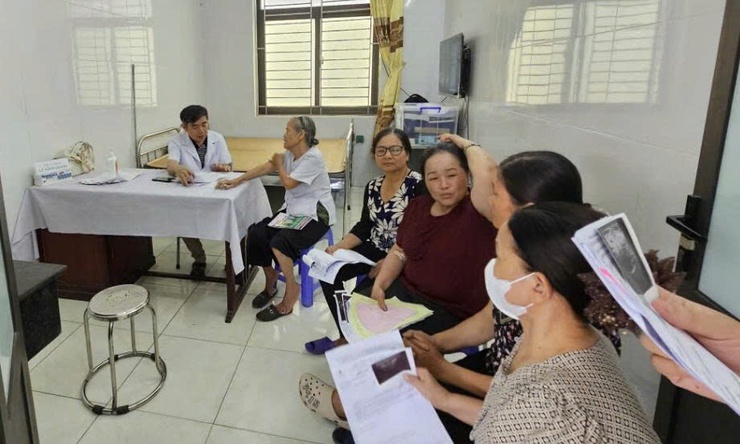 Thượng Phúc tổ chức khám sức khỏe, tầm soát ung thư cho phụ nữ trên địa bàn xã- Ảnh 4.