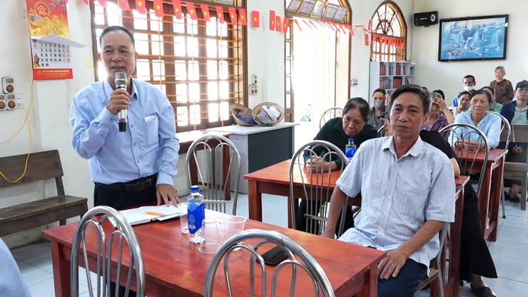 HỌP DÂN LẤY Ý KIẾN VỀ DỰ THẢO PHƯƠNG ÁN BỒI THƯỜNG, HỖ TRỢ GIẢI PHÓNG MẶT BẰNG THỰC HIỆN DỰ ÁN ĐẦU TƯ XÂY DỰNG KHU ĐÔ THỊ THỂ THAO OLYMPIC TRÊN ĐỊA BÀN THÔN TỪ CHÂU, XÃ DÂN HÒA, THÀNH PHỐ HÀ NỘI - Ảnh 3.