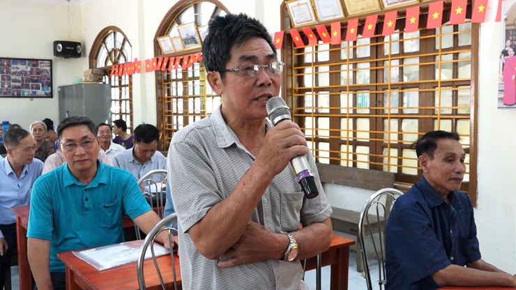 HỌP DÂN LẤY Ý KIẾN VỀ DỰ THẢO PHƯƠNG ÁN BỒI THƯỜNG, HỖ TRỢ GIẢI PHÓNG MẶT BẰNG THỰC HIỆN DỰ ÁN ĐẦU TƯ XÂY DỰNG KHU ĐÔ THỊ THỂ THAO OLYMPIC TRÊN ĐỊA BÀN THÔN TỪ CHÂU, XÃ DÂN HÒA, THÀNH PHỐ HÀ NỘI - Ảnh 4.