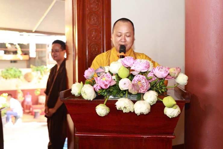 Trang nghiêm Đại lễ Phật đản Phật lịch 2570 tại chùa Linh Ứng- Ảnh 6.