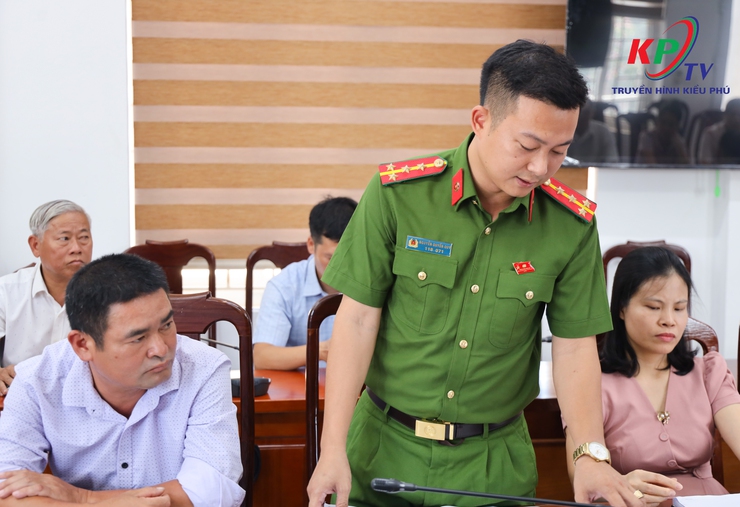 UBND XÃ KIỀU PHÚ LÀM VIỆC VỚI TỔ KIỂM TRA LIÊN NGÀNH VỀ CÔNG TÁC QUẢN LÝ GIẾT MỔ, VẬN CHUYỂN, KINH DOANH ĐỘNG VẬT VÀ SẢN PHẨM ĐỘNG VẬT- Ảnh 4.