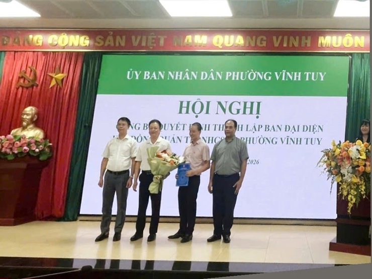 PHƯỜNG VĨNH TUY CÔNG BỐ BAN ĐẠI DIỆN HỘI ĐỒNG QUẢN TRỊ NGÂN HÀNG CHÍNH SÁCH PHƯỜNG VĨNH TUY- Ảnh 2.