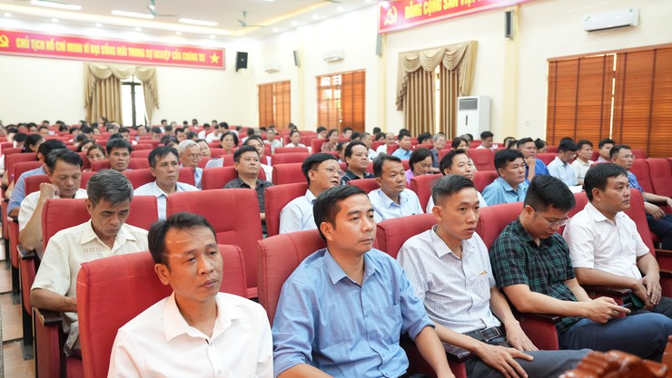 Gần 200 đại biểu xã Dương Hoà được tuyên truyền, phổ biến Luật Thủ đô năm 2026 - Ảnh 4.
