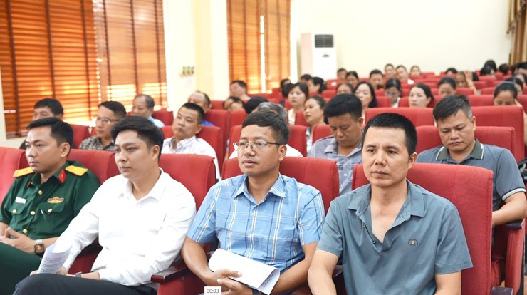 Gần 200 đại biểu xã Dương Hoà được tuyên truyền, phổ biến Luật Thủ đô năm 2026 - Ảnh 6.