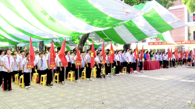 Trường THCS Thư Lâm tổ chức Lễ bế giảng năm học 2025 – 2026 và chia tay học sinh lớp 9 niên khóa 2022 – 2026- Ảnh 2.