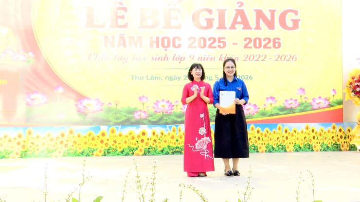 Trường THCS Thư Lâm tổ chức Lễ bế giảng năm học 2025 – 2026 và chia tay học sinh lớp 9 niên khóa 2022 – 2026- Ảnh 11.