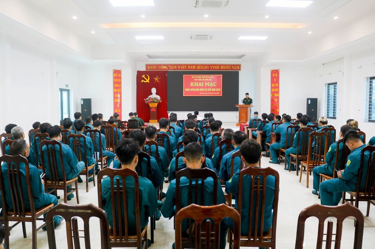 Khai mạc lớp Huấn luyện Dân quân Tại chỗ năm 2026- Ảnh 2.