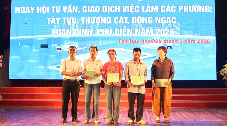 Ngày hội tư vấn, giao dịch việc làm - Cầu nối hiệu quả giữa người lao động và doanh nghiệp- Ảnh 5.