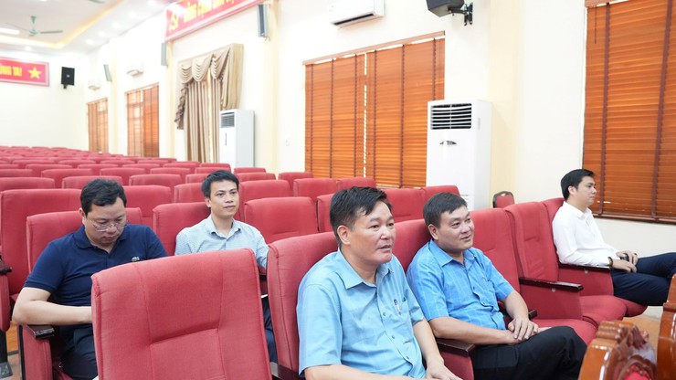 Lãnh đạo, cán bộ chủ chốt xã Dương Hoà tham gia lớp bồi dưỡng nâng cao năng lực, xử lý tình huống thực tiễn đối với với cán bộ cơ sở - Ảnh 4.