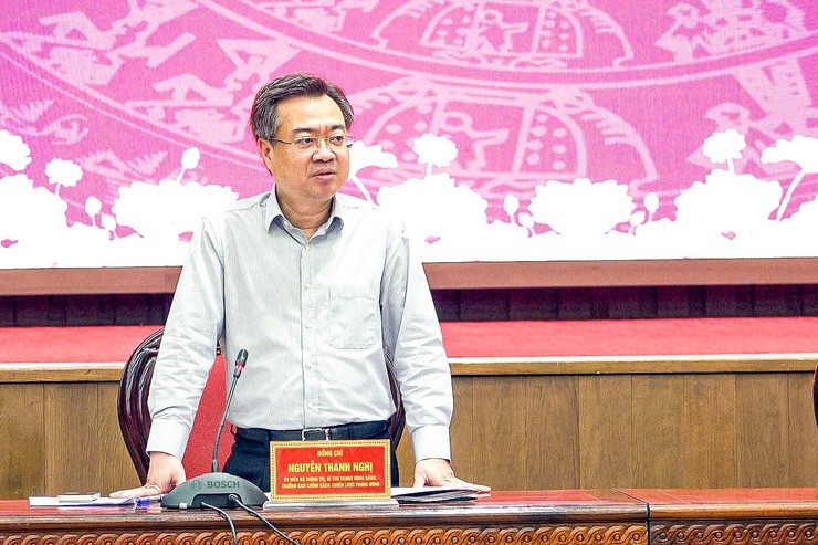 Hà Nội làm việc với Đoàn công tác Trung ương và Thường trực Ban Chỉ đạo xây dựng Đề án đổi mới mô hình phát triển đất nước- Ảnh 4.