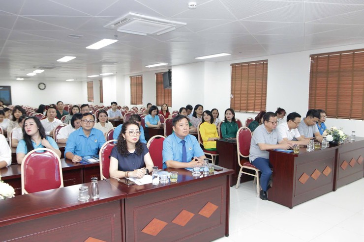 CÔNG ĐOÀN PHƯỜNG LÁNG ĐẨY MẠNH CHUYỂN ĐỔI SỐ, NÂNG CAO HIỆU QUẢ HOẠT ĐỘNG- Ảnh 4.