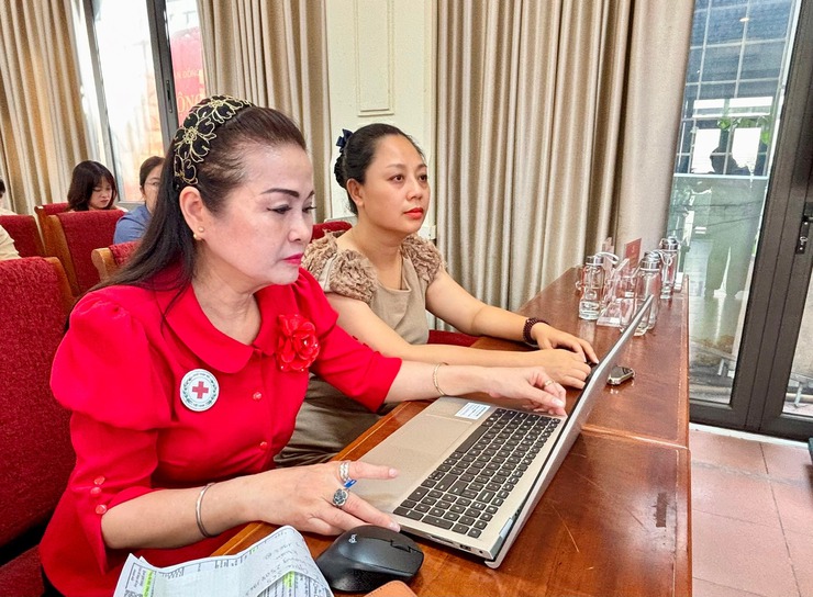 PHƯỜNG VĂN MIẾU - QUỐC TỬ GIÁM: NÂNG CAO KỸ NĂNG SỬ DỤNG AI HIỆU QUẢ CHO CÁN BỘ, CÔNG CHỨC- Ảnh 1.