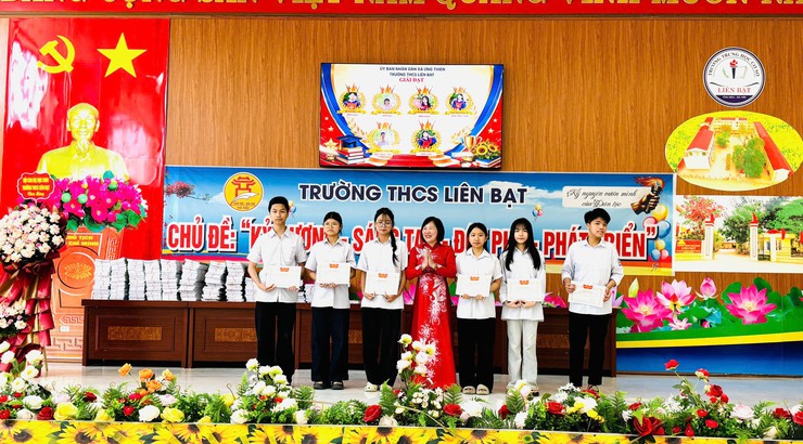 TRƯỜNG THCS LIÊN BẠT TỔ CHỨC LỄ TỔNG KẾT NĂM HỌC 2025 – 2026- Ảnh 3.