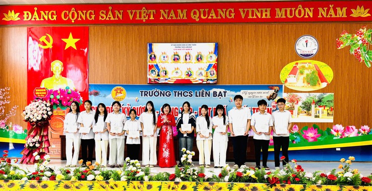 TRƯỜNG THCS LIÊN BẠT TỔ CHỨC LỄ TỔNG KẾT NĂM HỌC 2025 – 2026- Ảnh 2.