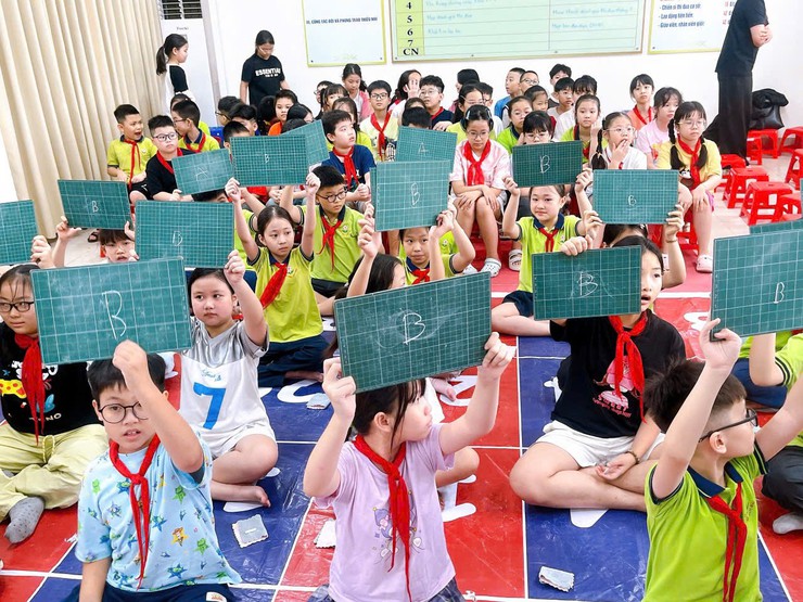 📚✨ THIẾU NHI PHƯỜNG BẠCH MAI TIÊN PHONG HỘI NHẬP QUỐC TẾ- Ảnh 3.
