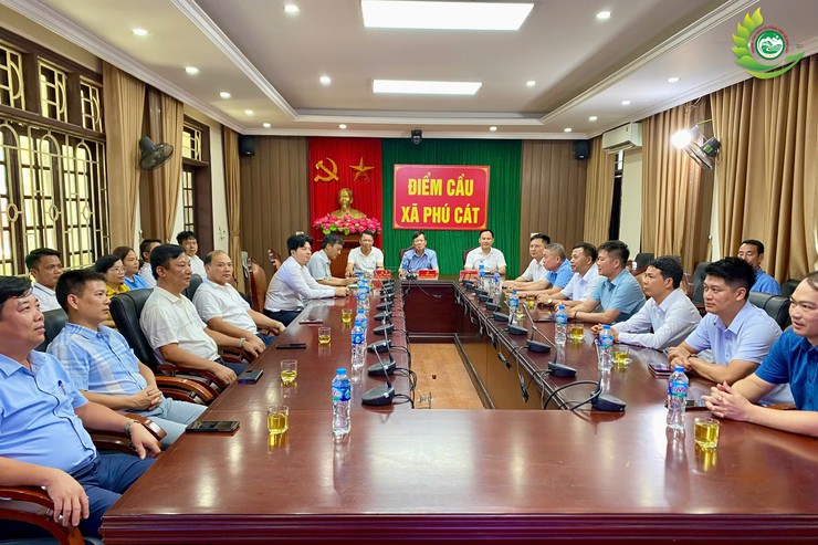 Phú Cát tham gia lớp bồi dưỡng nâng cao năng lực, xử lý tình huống thực tiễn cho đội ngũ cán bộ cơ sở- Ảnh 1.