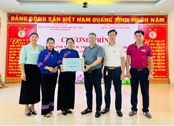 Thúc đẩy hợp tác chuyên môn trong lĩnh vực chăm sóc và phục hồi chức năng người tâm thần- Ảnh 1.