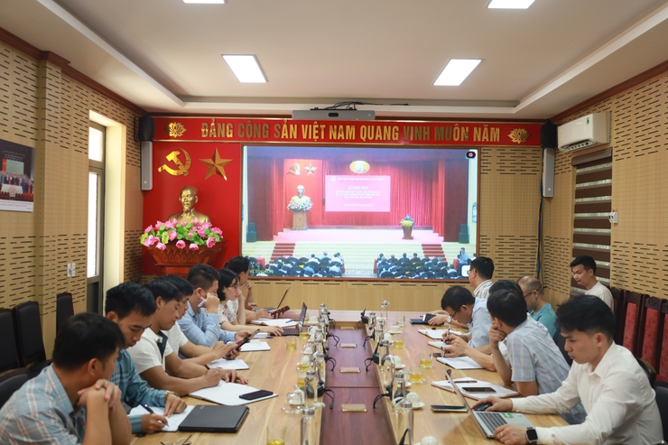 Xã Minh Châu tham dự hội nghị trực tuyến toàn quốc bồi dưỡng nâng cao năng lực, xử lý tình huống thực tiễn đối với đội ngũ cán bộ cơ sở.- Ảnh 5.
