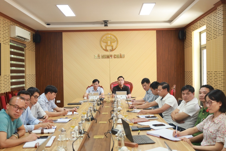 Xã Minh Châu tham dự hội nghị trực tuyến toàn quốc bồi dưỡng nâng cao năng lực, xử lý tình huống thực tiễn đối với đội ngũ cán bộ cơ sở.- Ảnh 3.