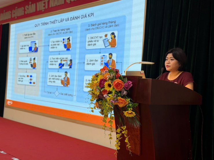 Phường Ba Đình: Tổ chức lớp tập huấn nâng cao năng lực chuyển đổi số và áp dụng mô hình quản trị OKR/KPI cho cán bộ, công chức, viên chức phường- Ảnh 2.