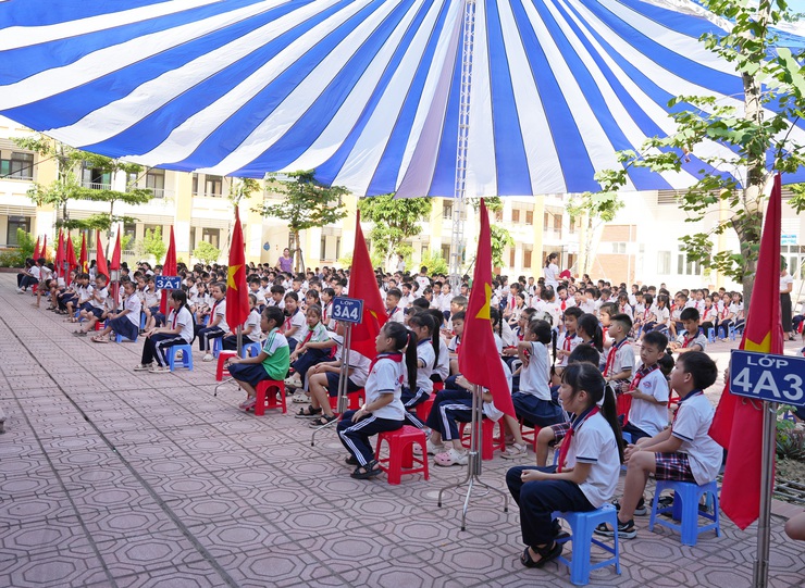 SƠN TÂY TẬP HUẤN SƠ CẤP CỨU BAN ĐẦU, PHÒNG CHỐNG TAI NẠN THƯƠNG TÍCH VÀ ĐUỐI NƯỚC CHO TRẺ EM- Ảnh 1.