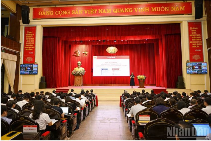 Nâng cao năng lực xử lý tình huống thực tiễn đối với đội ngũ cán bộ, công chức cấp cơ sở

- Ảnh 3.