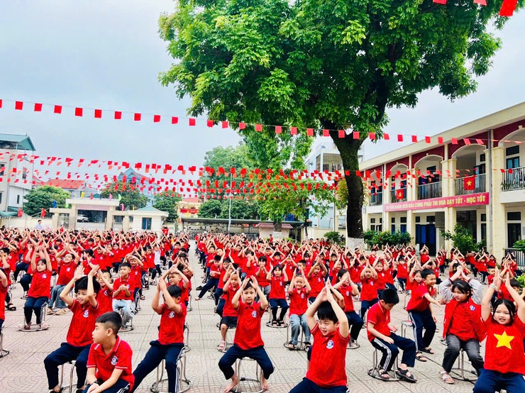 Một số trường học trên địa bàn xã Hòa Phú tổ chức giáo dục kỹ năng sống, phòng chống bắt cóc, xâm hại và bảo vệ bản thân- Ảnh 4.
