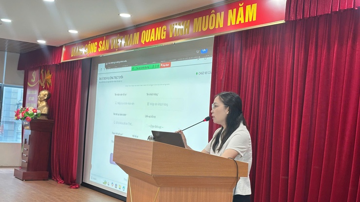 Chuẩn hóa nghiệp vụ, nâng cao kỹ năng hỗ trợ người dân trong thực hiện dịch vụ công trực tuyến- Ảnh 2.
