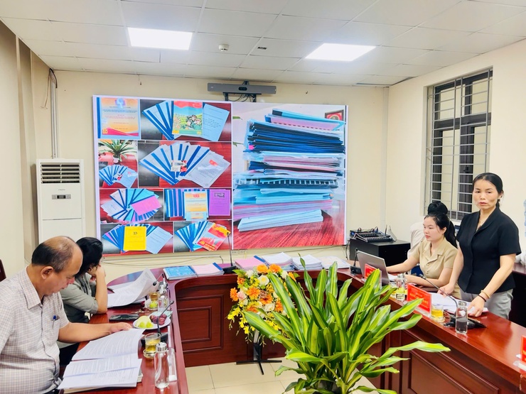 ĐẢNG ỦY PHƯỜNG LĨNH NAM TRIỂN KHAI HIỆU QUẢ CUỘC THI CHÍNH LUẬN VỀ BẢO VỆ NỀN TẢNG TƯ TƯỞNG CỦA ĐẢNG NĂM 2026- Ảnh 4.