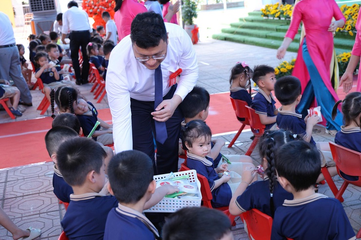 TRƯỜNG MẦM NON KIM NỖ ĐÓN BẰNG CÔNG NHẬN TRƯỜNG ĐẠT CHUẨN QUỐC GIA MỨC ĐỘ 2 VÀ BẾ GIẢNG NĂM HỌC 2025 – 2026- Ảnh 24.