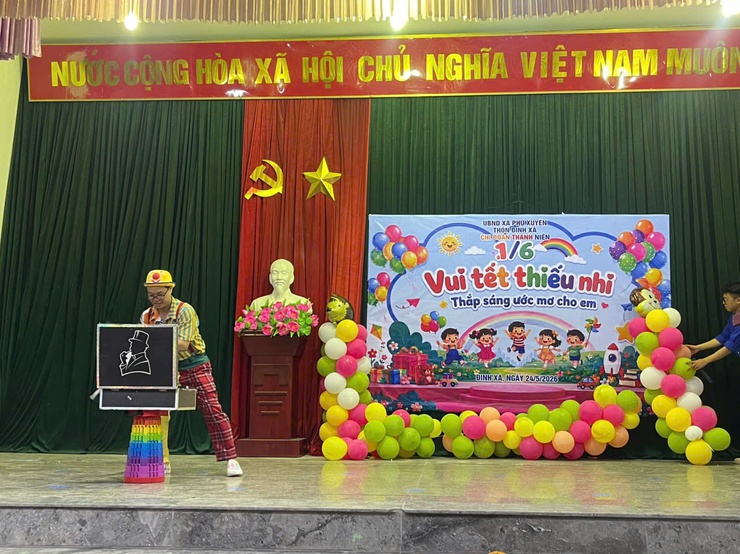 Thôn Đinh Xá tổ chức chuỗi hoạt động “Vui Tết thiếu nhi - Thắp sáng ước mơ cho em”- Ảnh 5.