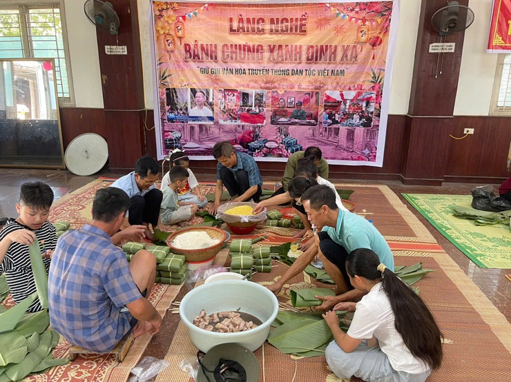 Thôn Đinh Xá tổ chức chuỗi hoạt động “Vui Tết thiếu nhi - Thắp sáng ước mơ cho em”- Ảnh 3.