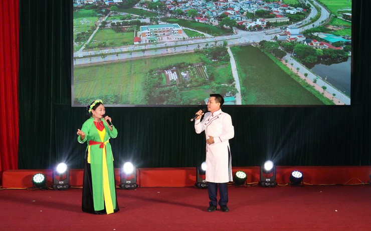 Đoàn văn nghệ Hội Người cao tuổi xã Kiều Phú ghi dấu ấn tại Liên hoan Tiếng hát dân ca Người cao tuổi thành phố Hà Nội năm 2026- Ảnh 5.