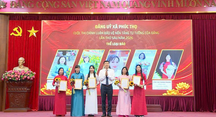 PHÚC THỌ TỔNG KẾT CUỘC THI CHÍNH LUẬN VỀ BẢO VỆ NỀN TẢNG TƯ TƯỞNG CỦA ĐẢNG LẦN THỨ SÁU, NĂM 2026 VÀ HỘI THI BÁO CÁO VIÊN, TUYÊN TRUYỀN VIÊN GIỎI NĂM 2026- Ảnh 7.