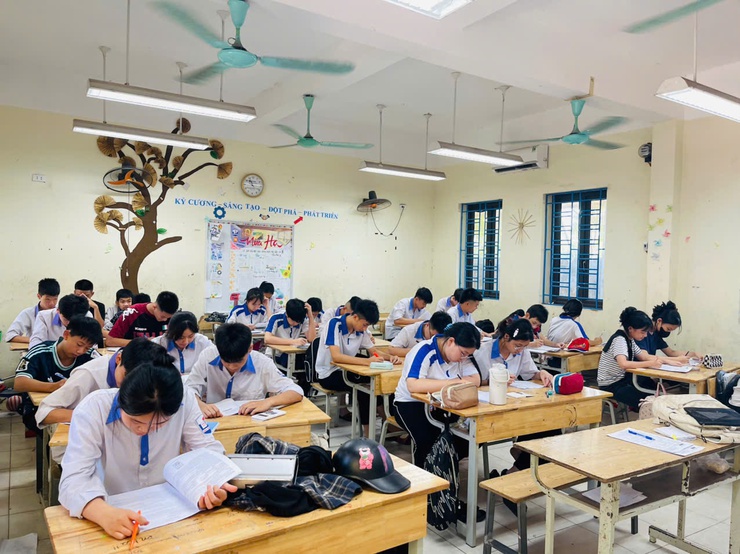     Trường THCS Đại Xuyên nỗ lực ôn thi nước rút cho học sinh lớp 9- Ảnh 3.