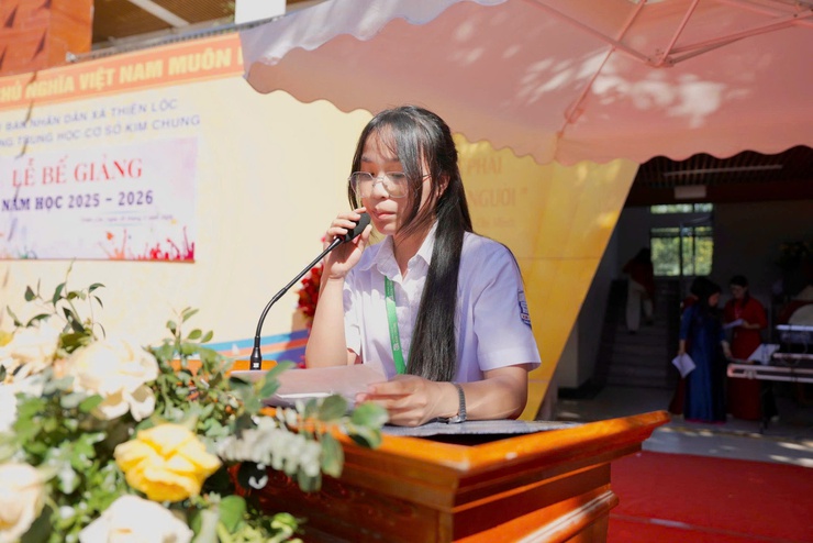 Trường THCS Kim Chung tổ chức Lễ bế giảng năm học 2025 – 2026- Ảnh 19.