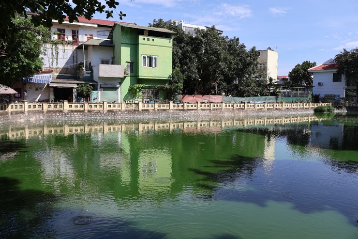 Ra quân thực hiện mô hình “Chung tay bảo vệ môi trường Ao, hồ xanh - sạch - đẹp” trên địa bàn phường Đông Ngạc- Ảnh 14.