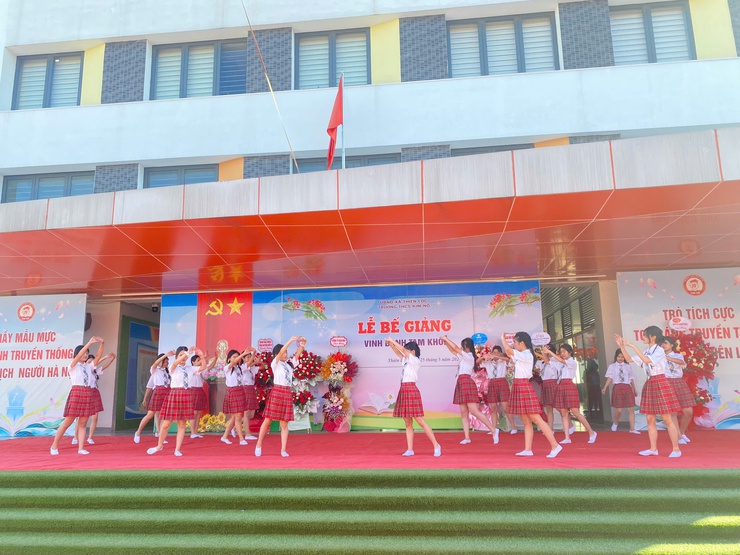 Trường THCS Kim Nỗ tổ chức Lễ bế giảng năm học 2025 – 2026- Ảnh 3.