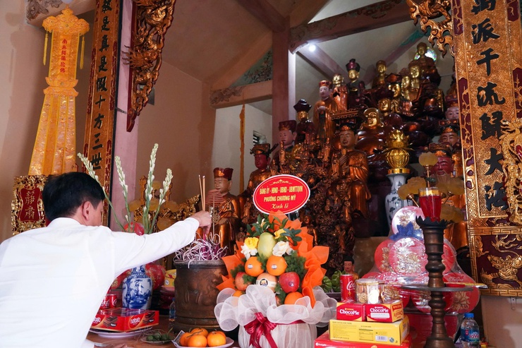 Phường Chương Mỹ thăm hỏi, chúc mừng các cơ sở Phật giáo nhân dịp Đại lễ Phật đản Phật lịch 2570 – Dương lịch 2026- Ảnh 1.