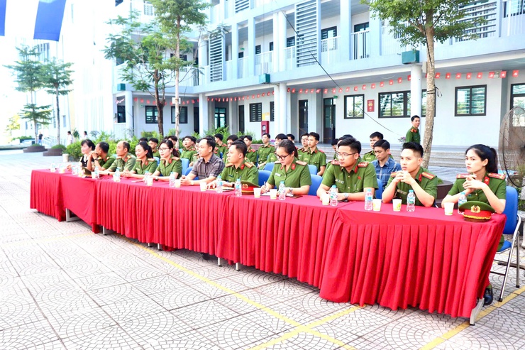 Tăng cường kỹ năng phòng, chống lừa đảo và bắt cóc trực tuyến cho học sinh- Ảnh 4.
