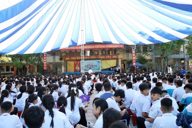 Trường THCS Hoàng Diệu tổng kết năm học 2025-2026 gắn với Ngày hội STEM lần thứ 4- Ảnh 1.