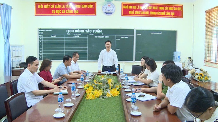 Đoàn công tác UBND xã Phúc Lộc kiểm tra công tác chuẩn bị các điểm thi vào lớp 10 THPT trên địa bàn xã- Ảnh 2.