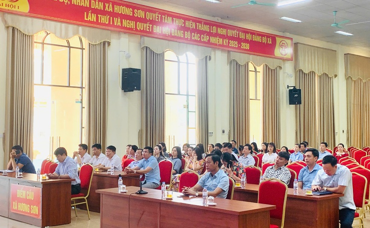 Bồi dưỡng nâng cao năng lực xử lý tình huống thực tiễn cho cán bộ cơ sở- Ảnh 2.