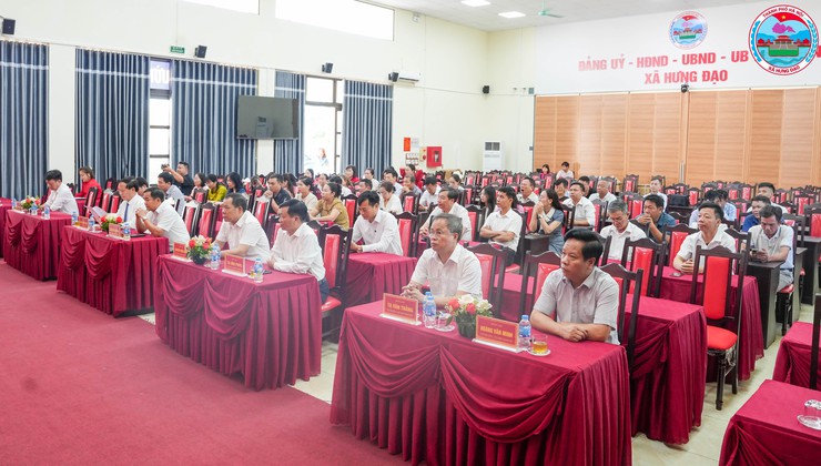 ĐẢNG ỦY XÃ HƯNG ĐẠO TỔ CHỨC TỔNG KẾT VÀ TRAO GIẢI CUỘC THI CHÍNH LUẬN BẢO VỆ NỀN TẢNG TƯ TƯỞNG CỦA ĐẢNG NĂM 2026- Ảnh 1.