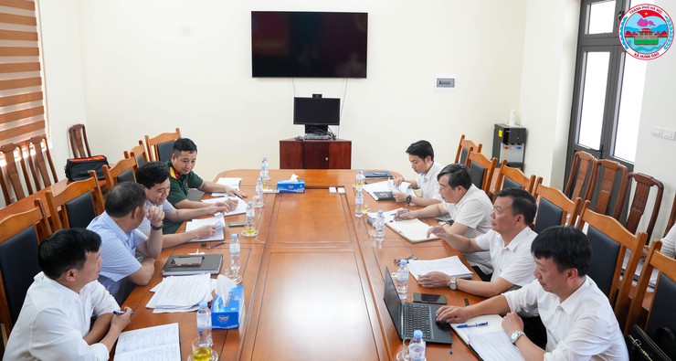 XÃ HƯNG ĐẠO TỔ CHỨC HỘI NGHỊ XÉT KHEN THƯỞNG VÀ ĐỀ NGHỊ TẶNG KỶ NIỆM CHƯƠNG "VÌ SỰ NGHIỆP XÂY DỰNG, BẢO VỆ VÀ PHÁT TRIỂN THỦ ĐÔ HÀ NỘI"- Ảnh 3.