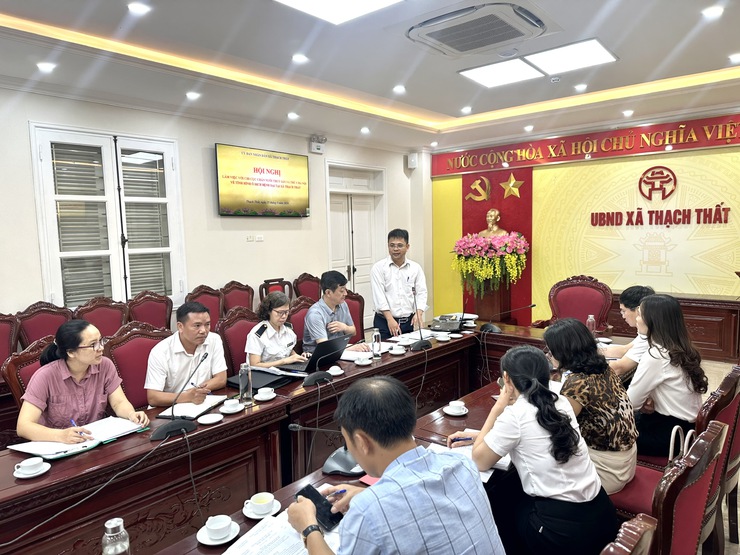 CDC Hà Nội tăng cường giám sát điều tra, xử lý ổ dịch dại tại xã Thạch Thất- Ảnh 1.