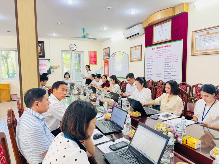 Hội đồng nhân dân phường Long Biên giám sát công tác quản lý nhà nước và tổ chức hoạt động giáo dục tại Trường Mầm non Thạch Bàn- Ảnh 2.
